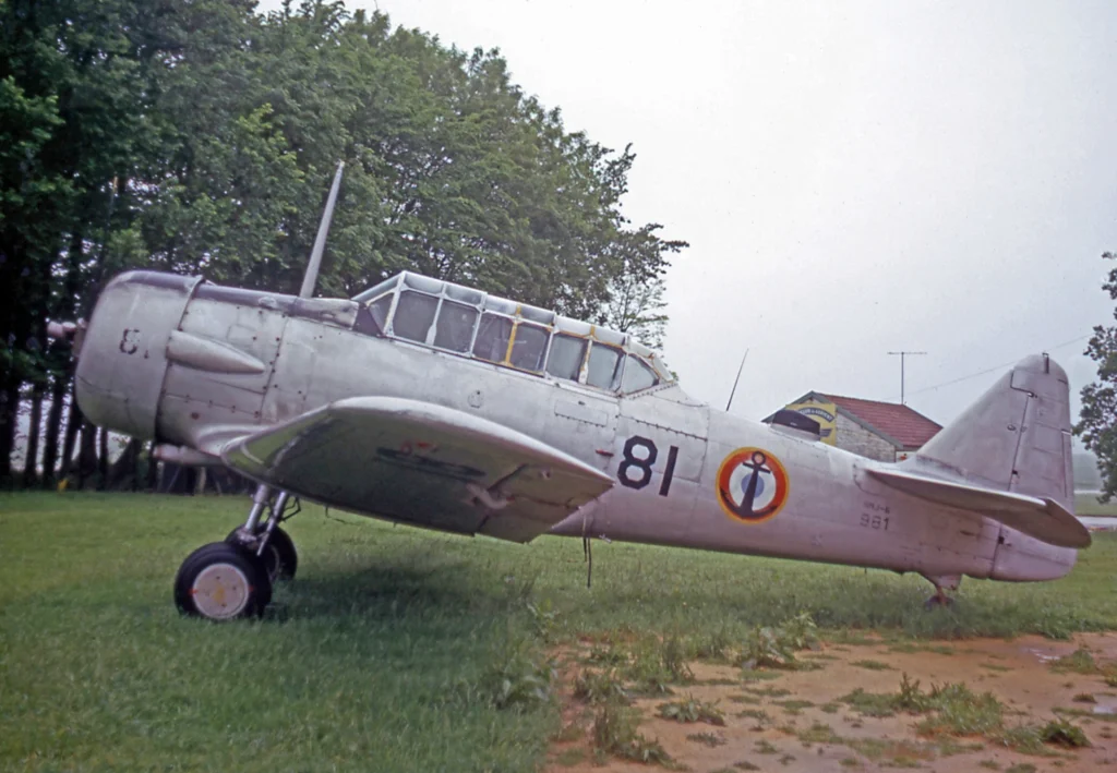 Le SNJ-7 Texan n°81 sur la BAN de Lann-Bihoué en avril 2019