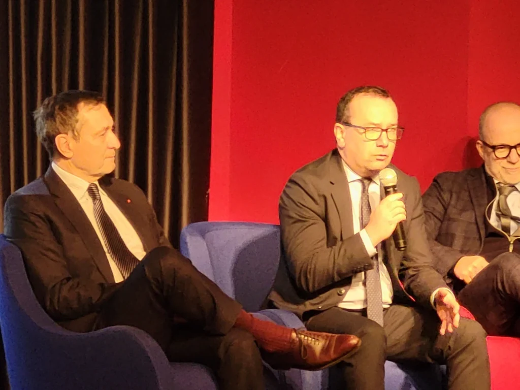 Table ronde : JM DALL'AGLIO, Président du CAEA ; Nicolas BONNET, Proviseur du lycée Henri Brulle de Libourne ; M. Marc BRUANT, Proviseur adjoint du lycée des Métiers d'arts Toulouse Lautrec de Bordeaux